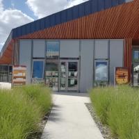 Le label Accueil Vélo en Mirebellois et Fontenois : l'office de tourisme à Mirebeau